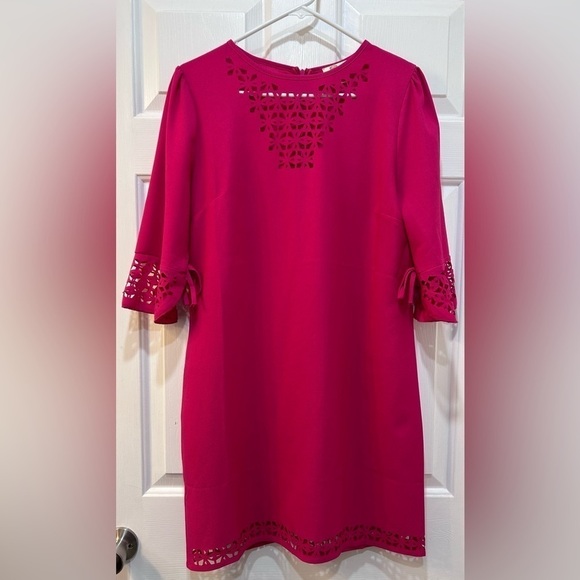 Aryeh Laser Cut Shift Dress Hot Pink Knee Length Zipper Back Women Size L - Picture 1 of 10